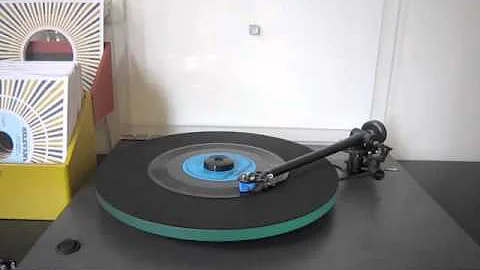 Everyday People - Get Next To You (1976)