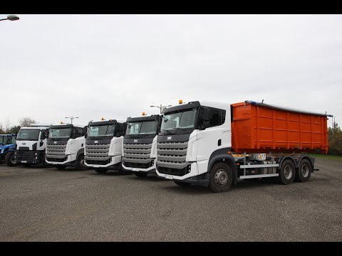 ლანჩხუთისა და ოზურგეთის მუნიციპალიტეტებს სპეციალურ ტექნიკა და კონტეინერები გადაეცათ