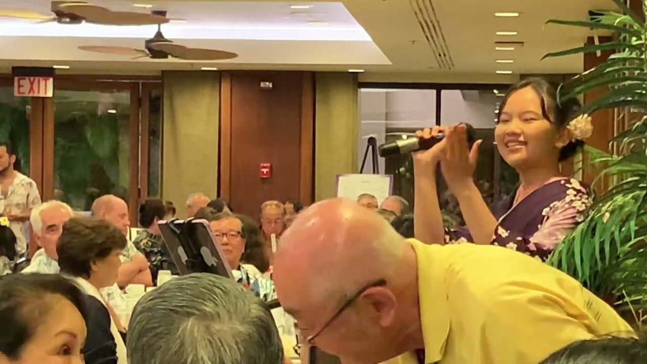 아즈마 아키　한일가왕전 일본대표TOP3 初ハワイライブ　カイマナヒラ　シェイプオブユー　ボラーレ　長崎は今日も雨だった　ダイアナ　スターダスト　乾杯　covered byAki Azuma