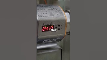 How is flow measured using ultrasonic flow meter?