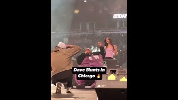 Dave blunts performing with oxygen tank at juice world day in Chicago #trending #ufc #Daveblunts