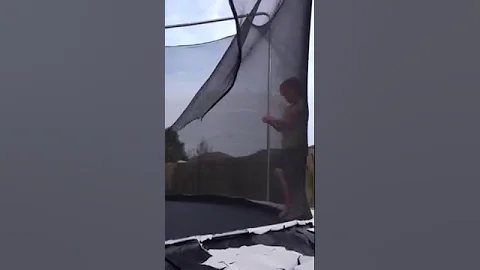 Leia trampoline work