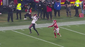 Lassiter jumps Mahomes