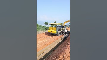 Heavy Equipment Canal Builder at Work 🚜💪 #excavator #shorts
