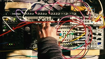 Modular Improvisation (Subharmonicon, Filter8, Mimeophon) 0404