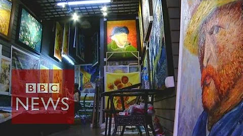 China's giant oil painting copy shop - BBC News - DayDayNews