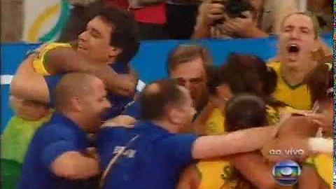 Em qual Olimpíada o Brasil conquistou seu primeiro ouro no vôlei feminino?