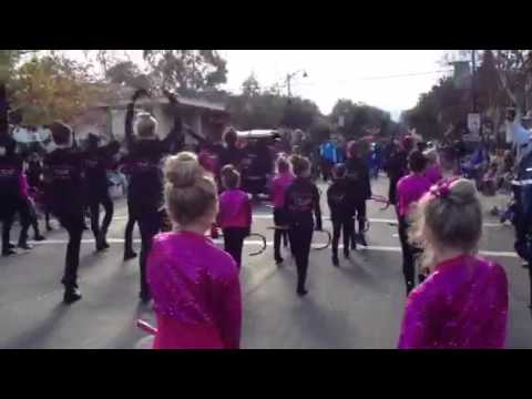 Los Gatos Christmas Parade- The Dance Company - YouTube