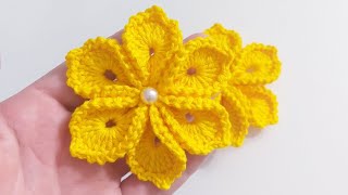 Flor de crochê para aplicação