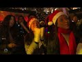 Dan &amp; Shay Sing &quot;Go Pick Out A Christmas Tree&quot; Live November 2022 New York City HD 1080p