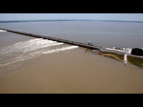 U S Army Corps Begins Preparations To Open The Morganza Spillway