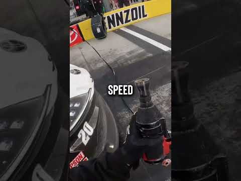 NASCAR Pitstop Speed 😱 (@jhnemechek)