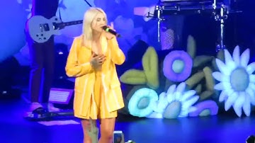 JULIA MICHAELS - Worst In Me live in Paris (18/09/2019)