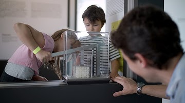 Freshly pressed: A cube shows what metamaterial are capable of