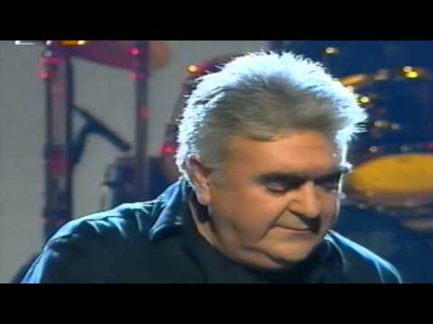 ΜΕ ΤΡΕΛΛΑΝΕΣ ΠΑΣΧΑΛΗΣ