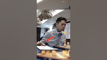 The moment Hikaru searched for his mouse in the middle game🤣💀 #hikarunakamura #chess #chessmemes