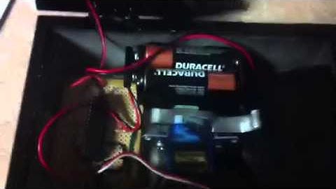 Picaxe 28X1 and useless box