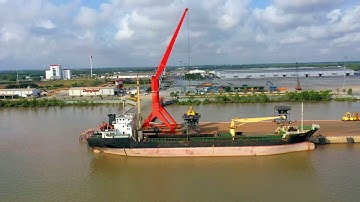 Xuất hàng tại Cảng Quốc Tế Long An