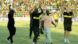 🔴 LIVE: Mchezaji Mpya Yanga Chico Ushindi alivyoingia Uwanjani kuwasalimia Mashabiki