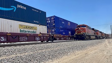 Two Trains 12 Locomotives! BNSF 966 H1, Dash-9’s, H2, SD70ACE, ES44 Gevos! 4KHDR!