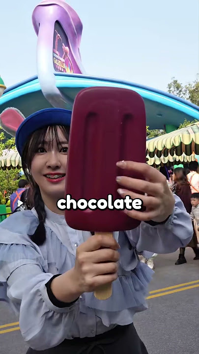 3 Disneyland Desserts That Just Make Sense!🍦