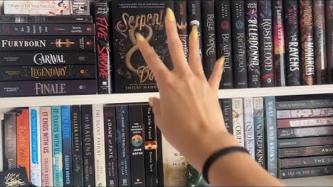 ASMR lofi bookshelf tour (no talking)