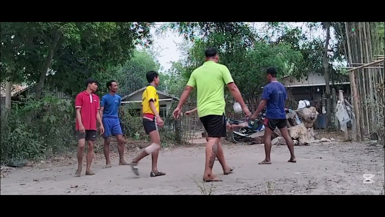 ဆွဖီလာဖဝါး ထိုင်စဝေဒူးကျန် ဝိုက်ပန်းနွယ် စလွယ်ကြီးကျန် ကမ္ဘာညွန့်ဖနှောင့်