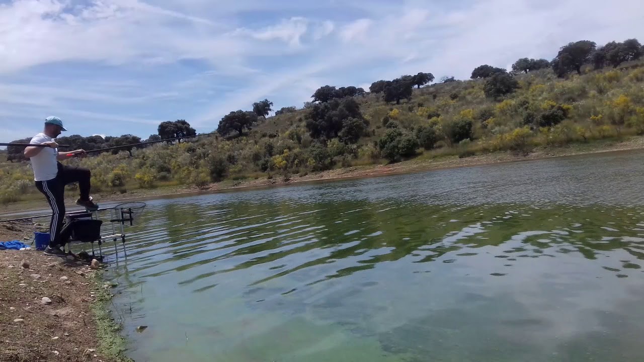 pesca en valdecañas