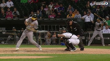 OAK@CWS: Reddick reaches on catcher