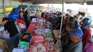 大哥太殺了 買了產品竟然還沒退冰 就直接當場嗑起來 Taiwan Seafood Auction 嘉義趙又廷 海鮮拍賣 叫賣哥 叫賣達人