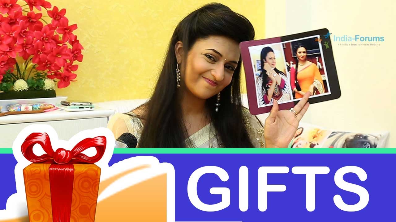 Divyanka Tripathi's Gift Segment - Part 03