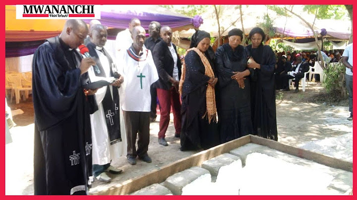 Mfanyabiashara wa madini aliyedaiwa kuuawa na mwanaye azikwa || kaka wa marehemu afunguka