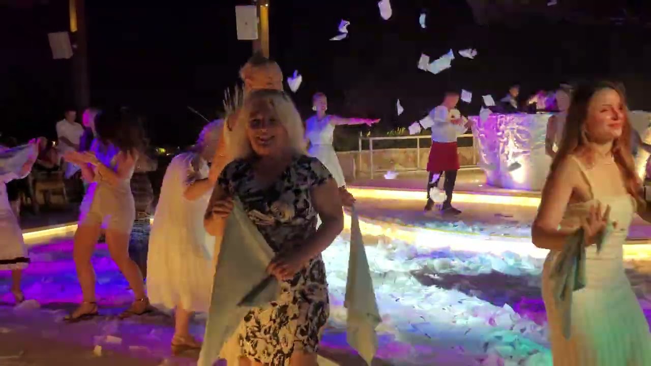 Titanic deluxe golf belek yamas yunan alakart restaurant..