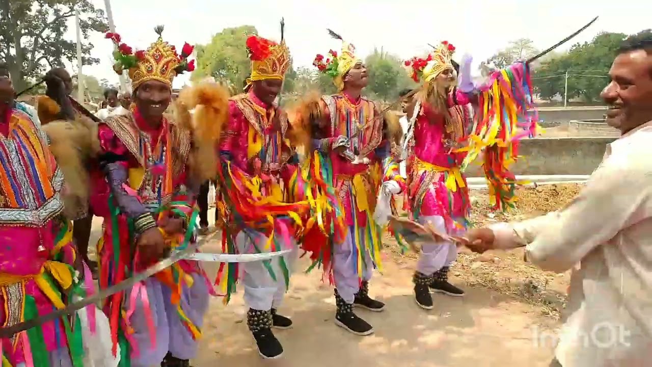 Gumla  Ahir smaj me pani katon  danchs