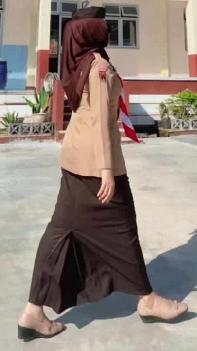 Contoh Model Outfit Pakaian Seragam pramuka buk Guru cantik