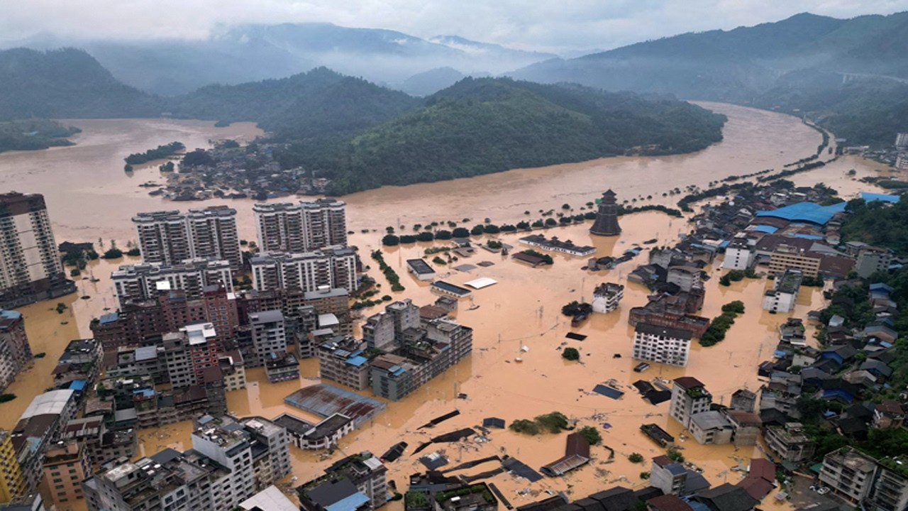 CHINA IS COLLAPSING: Floods Swallow Cities, Bridges Gone, Streets Turn to  Rivers, Buildings Crumble.
