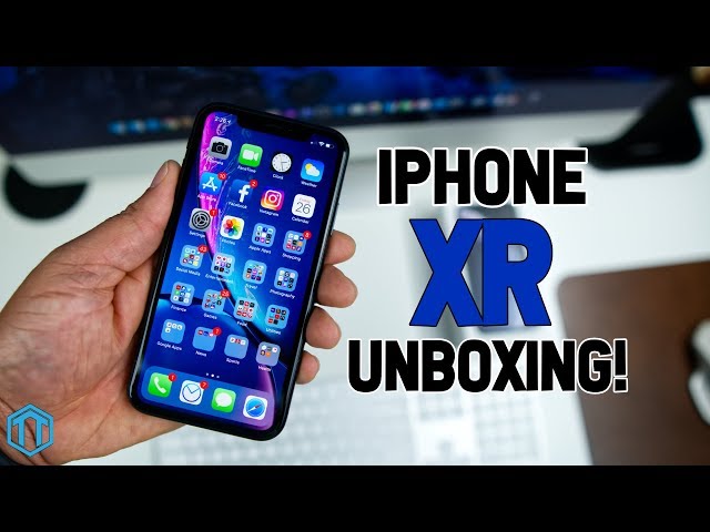 iPhone XR (Black) Unboxing & Quick Impressions!
