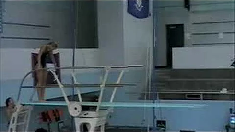 Julianna Diving