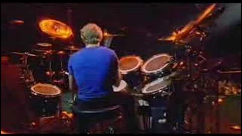 The Cranberries - Go Your Own Way (Live In Paris - 1999)