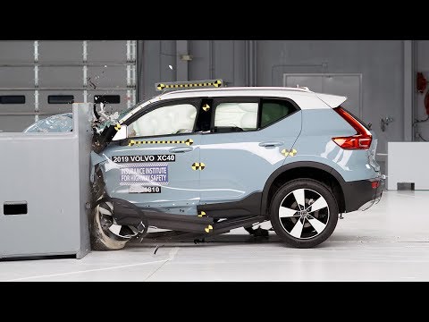 2019-volvo-xc40-40-mph-driver-side-small-overlap-iihs-crash-test