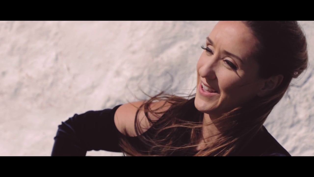 Assista a Solid Ground l Rebecca Correia no YouTube Assista a Solid Ground l Rebecca Correia no YouTube