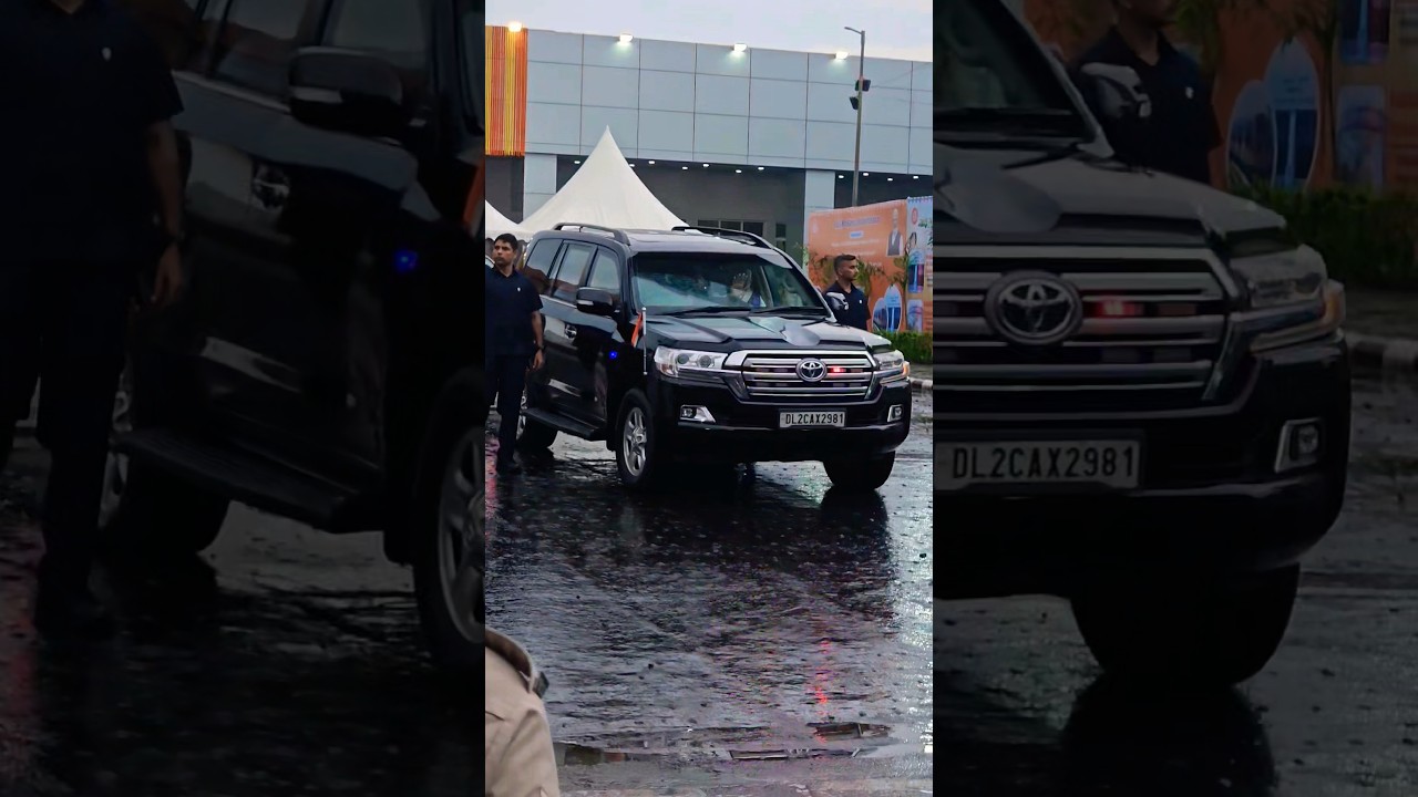 PM MODI TO INAUGURATE KOLKATA METRO RAILWAY PROJECTS Indian pm Modi Z+ security grand entry 