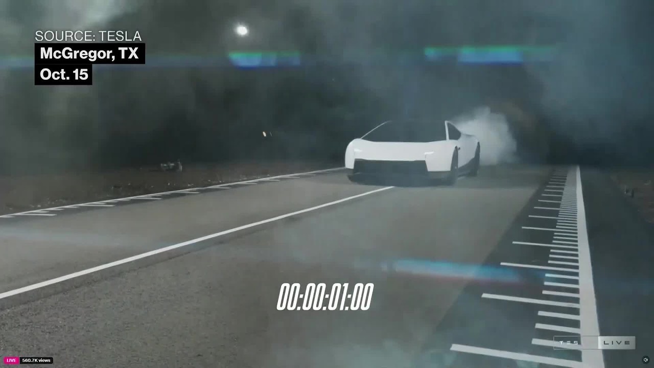 Tesla Unveils Roadster With a Nod to SpaceX Merger