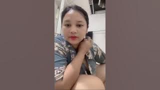 Tante lagi masak,pahanya gede mulus