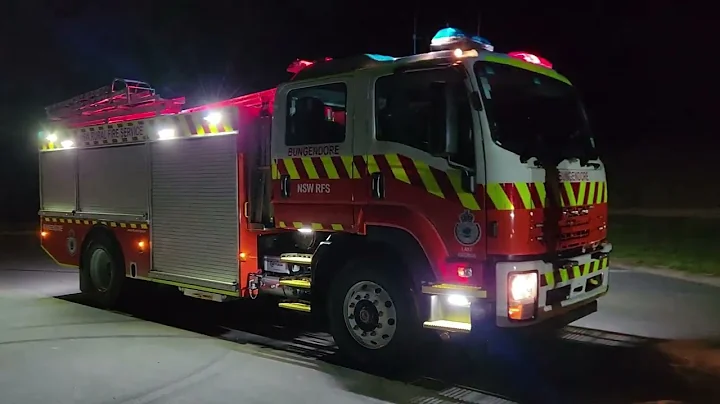 Bungendore RFS - Cat 10 Pumper - Lighting