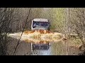 УАЗ-469 на двиготеле ЗМЗ-406i 
Танки грязи не бояться.