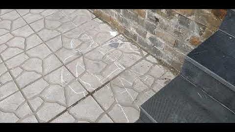 ĐẾN NHÀ NGƯỜI THÂN CHƠI, BÉ TRAI RƠI TỪ TẦNG 7 CHUNG CƯ