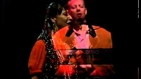 Joe Jackson & Mindy Jostyn - It's different for girls - Live in Sydney, 1991 (2 of 17)