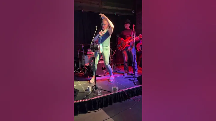 Teri Hughes @Sammys 3/2/2022