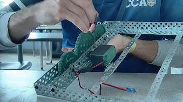 VEX Robotics Tutorial - Attaching an Electric Motor to a Drive Train